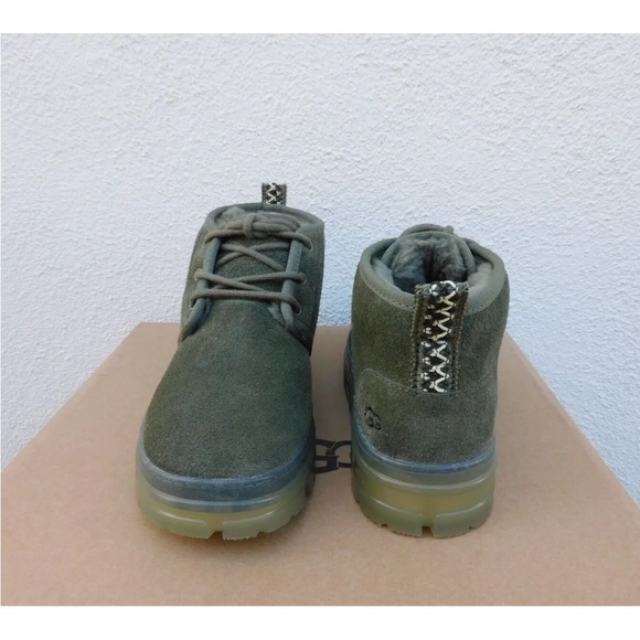 NWT Ugg Neumel Boots - Picture 3 of 4